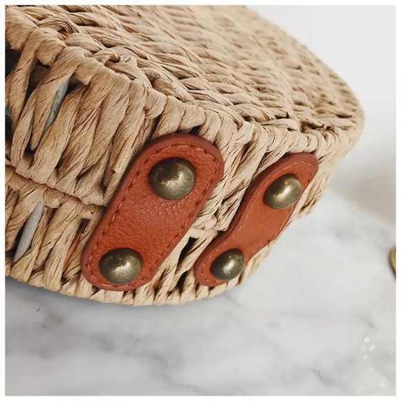 PREVIEW - Tan Crossbody Straw Bag - Picture 8 of 8